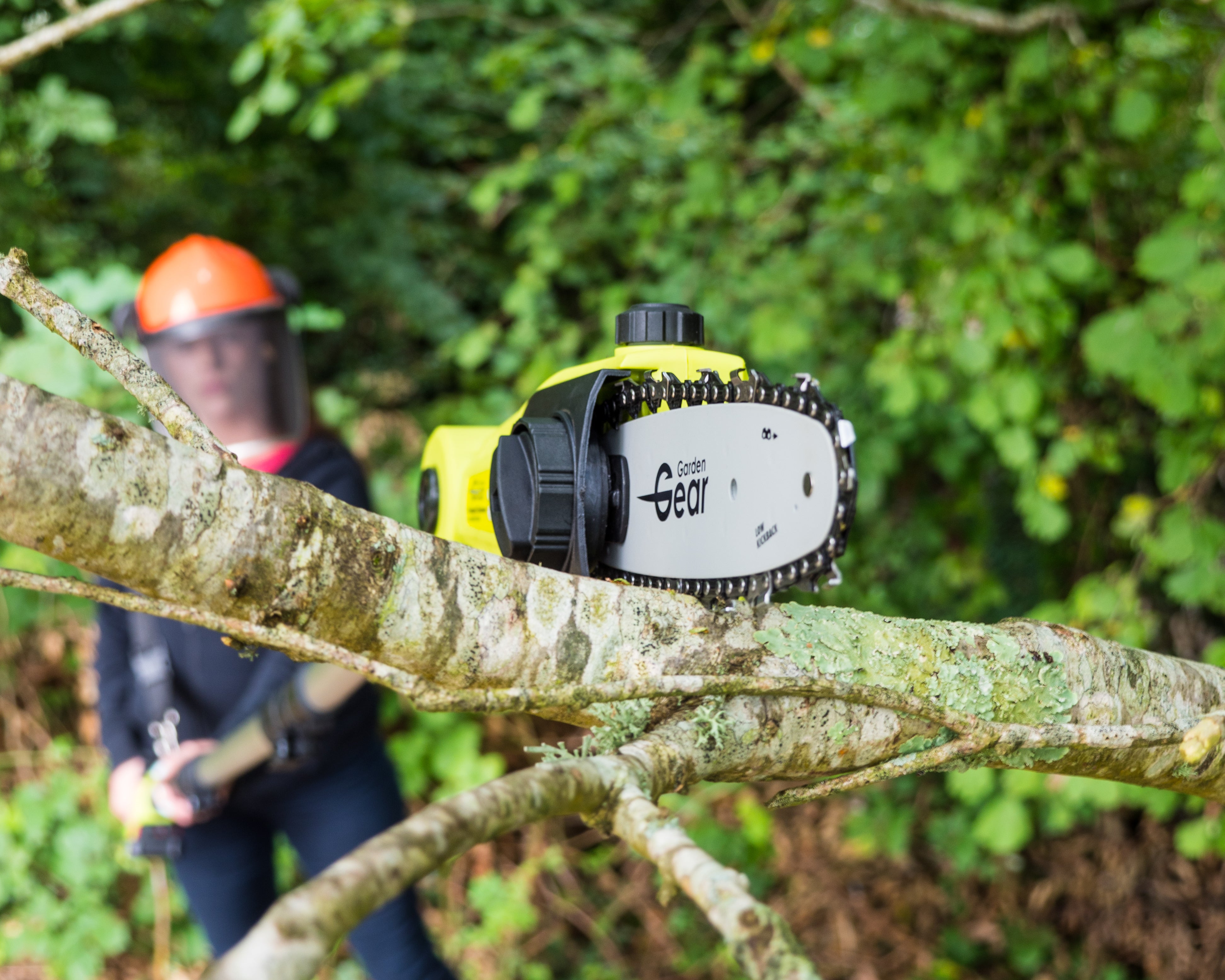 20V Telescopic Chainsaw – Cordless Pole Saw for Tree Trimming