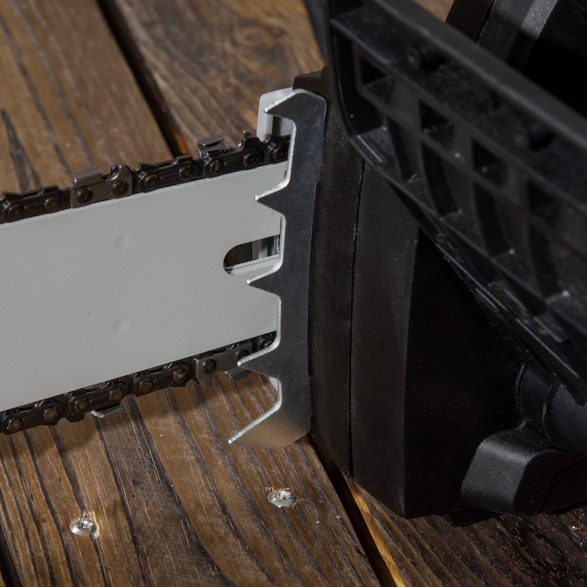 Electric Chainsaw with Double Brake – Corded with Auto Lubrication System